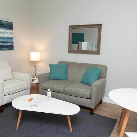 The Acorn Suites 梅宾 外观 照片